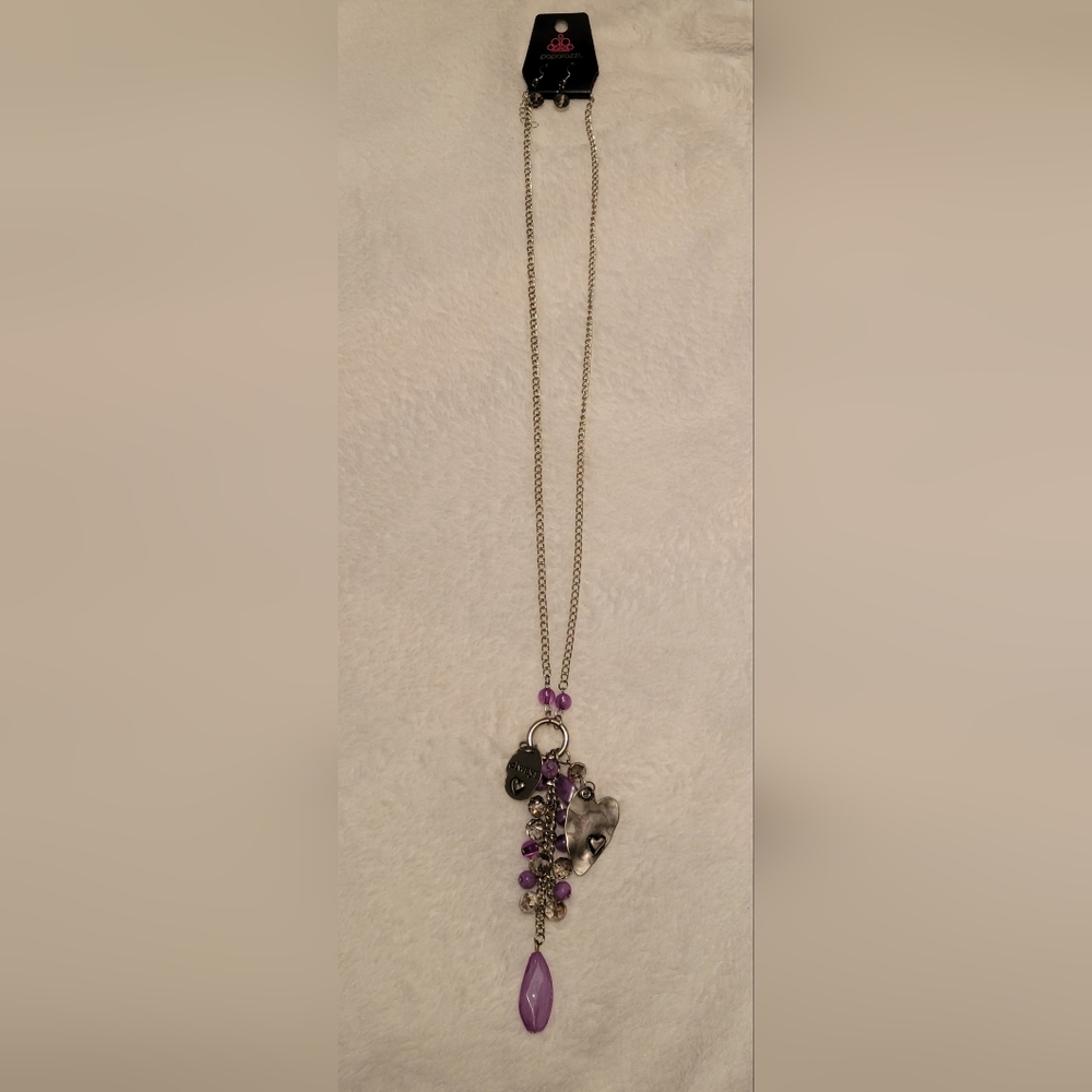 Paparazzi Necklace w/ Matching Earrings